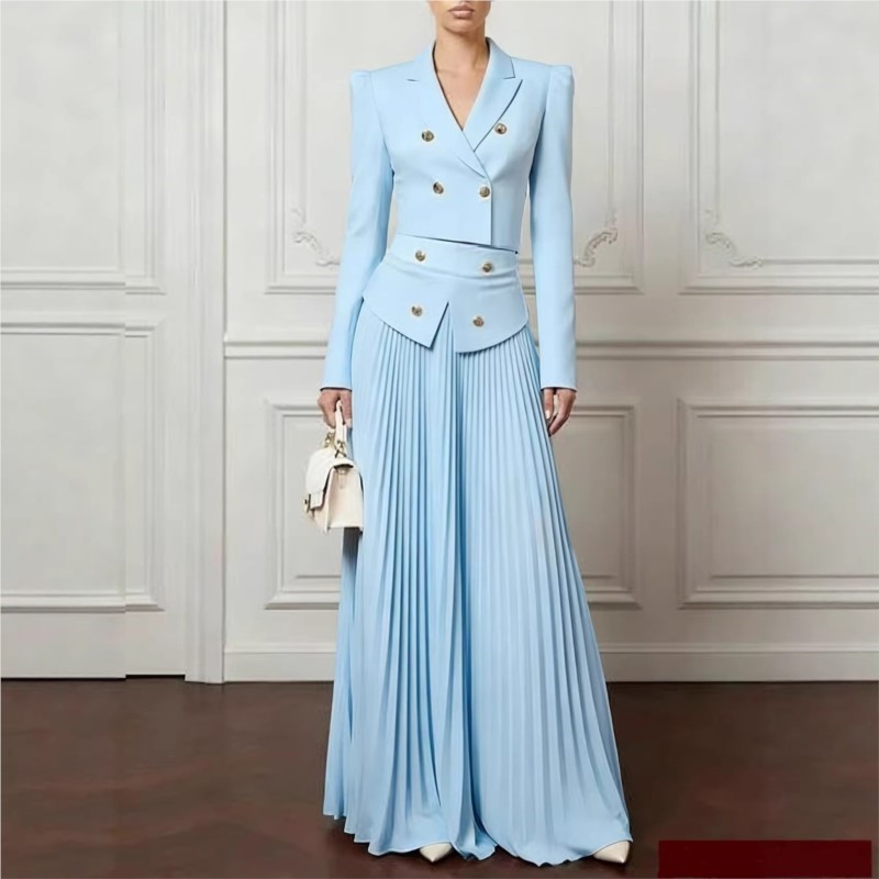 Woman Formal Wear - ชุดสูท 2 ชิ้น ดีไซน์หรูหรา เสื้อเบลเซอร์ติดกระดุมปกเสื้อ &