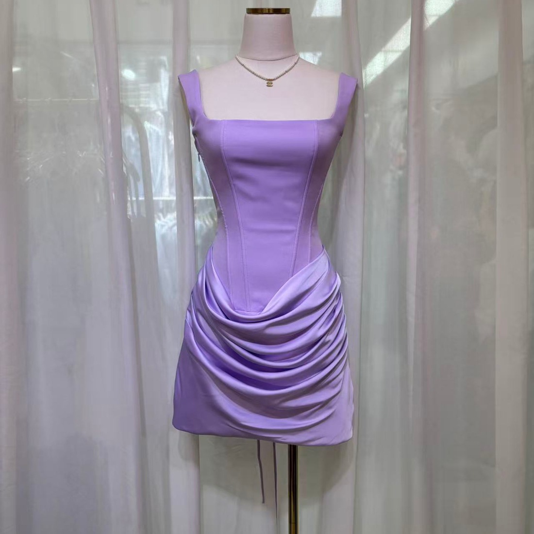 ชุดราตรีผ้าซาตินสายเดี่ยวทรงเอ - Women Formal Wear With Skirt บทวิจารณ์และราคา